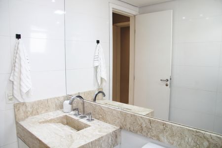 Apartamento à venda com 64m², 2 quartos e 1 vagaBanheiro da Suíte