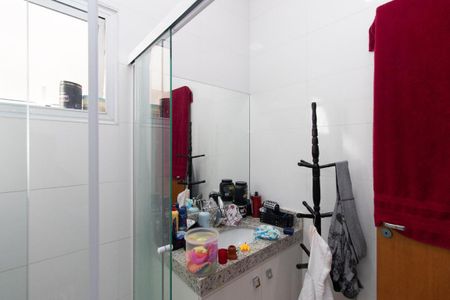 Casa para alugar com 119m², 3 quartos e 4 vagas Casa para alugar com 119m², 3 quartos e 4 vagasBanheiro da Suíte 1