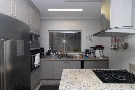 Casa para alugar com 119m², 3 quartos e 4 vagas Casa para alugar com 119m², 3 quartos e 4 vagasCozinha