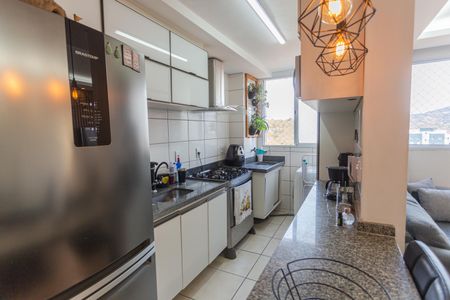 Apartamento à venda com 49m², 2 quartos e 1 vaga Apartamento à venda com 49m², 2 quartos e 1 vagaCozinha/Área de Serviço