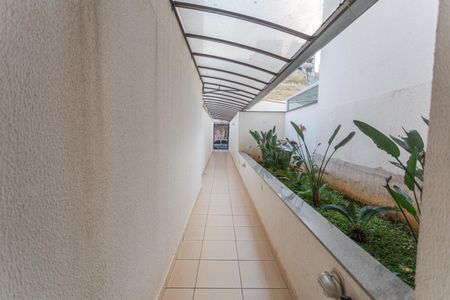 Apartamento à venda com 49m², 2 quartos e 1 vaga Apartamento à venda com 49m², 2 quartos e 1 vagaHall de entrada