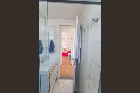 Apartamento à venda com 49m², 2 quartos e 1 vaga Apartamento à venda com 49m², 2 quartos e 1 vagaBanheiro Social