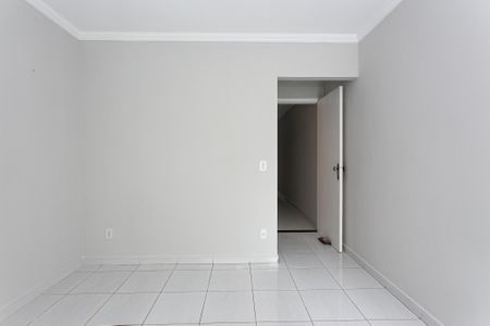 Casa à venda com 158m², 3 quartos e 2 vagasSuíte