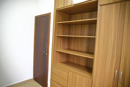 Apartamento à venda com 150m², 3 quartos e 2 vagasQuarto 2