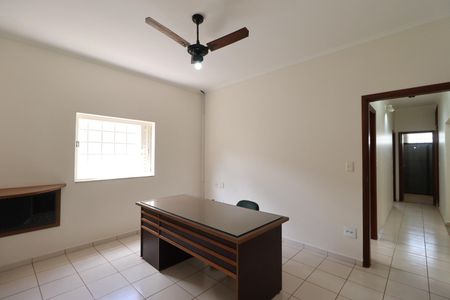 Casa para alugar com 240m², 3 quartos e 3 vagasSuíte 1