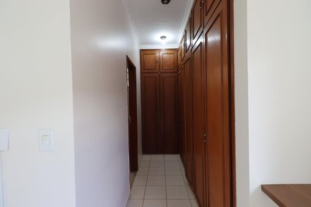 Casa para alugar com 240m², 3 quartos e 3 vagasSuíte 1