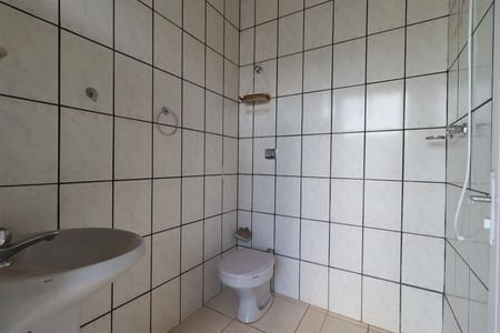 Casa para alugar com 240m², 3 quartos e 3 vagasBanheiro de serviço