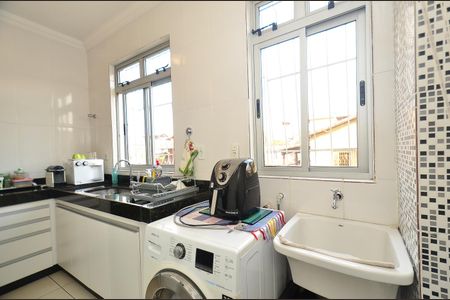 Apartamento à venda com 63m², 3 quartos e 2 vagas Apartamento à venda com 63m², 3 quartos e 2 vagasÁrea de Serviço