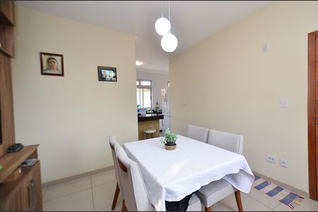 Apartamento à venda com 63m², 3 quartos e 2 vagas Apartamento à venda com 63m², 3 quartos e 2 vagasSala