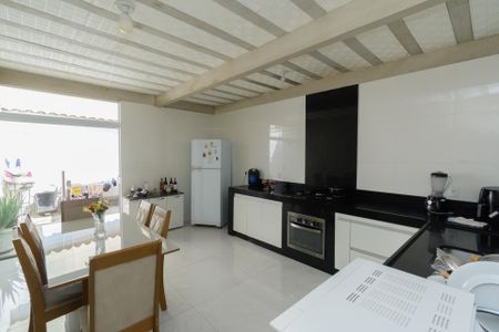 Casa de condomínio à venda com 150m², 3 quartos e 1 vagaCozinha