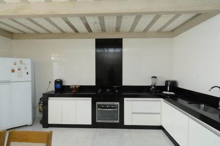 Casa de condomínio à venda com 150m², 3 quartos e 1 vagaCozinha