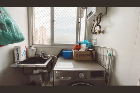 Apartamento à venda com 53m², 2 quartos e 1 vaga Apartamento à venda com 53m², 2 quartos e 1 vagaCozinha e Área de Serviço