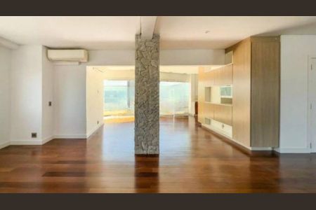 Apartamento à venda com 352m², 4 quartos e 5 vagas Apartamento à venda com 352m², 4 quartos e 5 vagasFoto 74