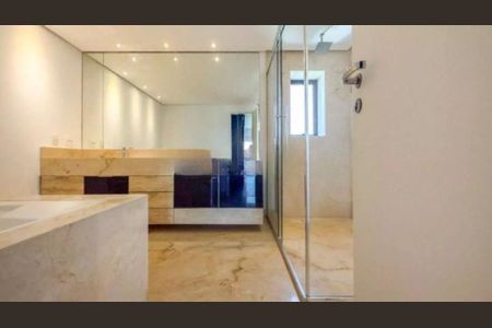 Apartamento à venda com 352m², 4 quartos e 5 vagas Apartamento à venda com 352m², 4 quartos e 5 vagasFoto 94