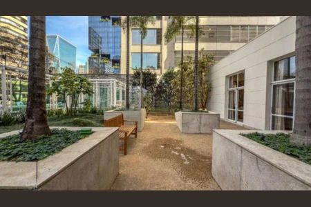 Apartamento à venda com 352m², 4 quartos e 5 vagas Apartamento à venda com 352m², 4 quartos e 5 vagasFoto 90