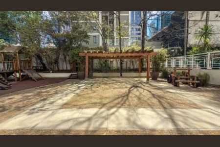 Apartamento à venda com 352m², 4 quartos e 5 vagas Apartamento à venda com 352m², 4 quartos e 5 vagasFoto 91