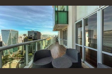 Apartamento à venda com 352m², 4 quartos e 5 vagas Apartamento à venda com 352m², 4 quartos e 5 vagasFoto 59