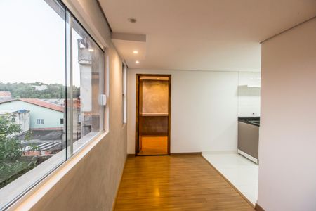 Sala  de casa para alugar com 1 quarto, 40m² em Jardim do Líbano, Barueri