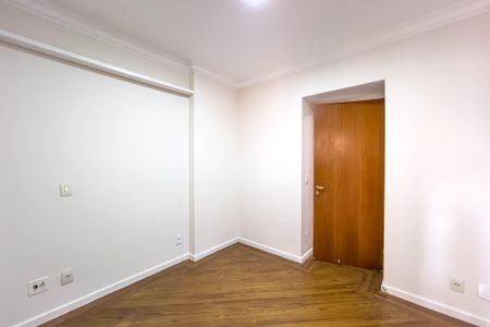 Apartamento para alugar com 92m², 3 quartos e 2 vagas Apartamento para alugar com 92m², 3 quartos e 2 vagasSuíte