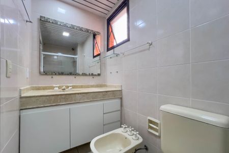 Apartamento para alugar com 92m², 3 quartos e 2 vagas Apartamento para alugar com 92m², 3 quartos e 2 vagasBanheiro da Suíte