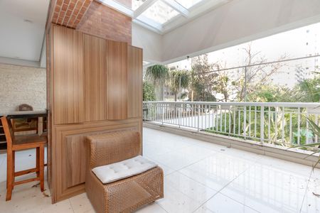 Apartamento para alugar com 179m², 2 quartos e 2 vagasVaranda da Sala