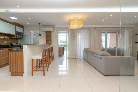 Apartamento para alugar com 179m², 2 quartos e 2 vagasSala