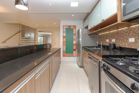 Apartamento para alugar com 179m², 2 quartos e 2 vagasCozinha