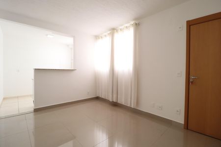 Sala de apartamento para alugar com 2 quartos, 55m² em Chácaras Tubalina E Quartel, Uberlândia