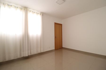 Sala de apartamento para alugar com 2 quartos, 55m² em Chácaras Tubalina E Quartel, Uberlândia