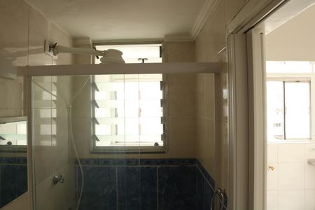 Banheiro de apartamento à venda com 1 quarto, 50m² em Água Branca, São Paulo