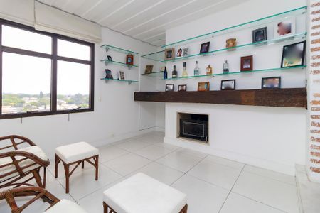 Apartamento à venda com 303m², 4 quartos e 4 vagas Apartamento à venda com 303m², 4 quartos e 4 vagasSala