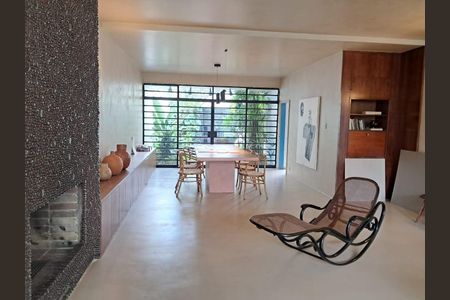 Casa à venda com 317m², 4 quartos e 5 vagasFoto 06