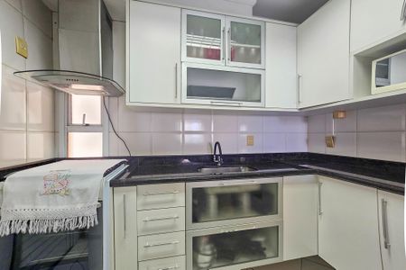 Apartamento para alugar com 90m², 3 quartos e 2 vagascozinha