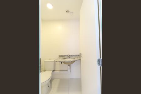 Apartamento à venda com 50m², 2 quartos e 1 vaga Apartamento à venda com 50m², 2 quartos e 1 vagaBanheiro da Suíte