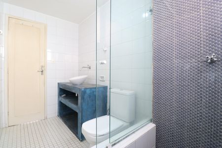 Apartamento à venda com 79m², 2 quartos e 1 vagaBanheiro