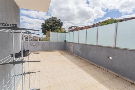 Apartamento à venda com 130m², 3 quartos e 2 vagasTerraço