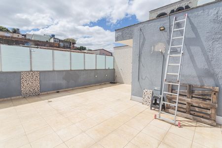 Apartamento à venda com 130m², 3 quartos e 2 vagasTerraço