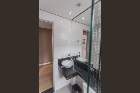 Apartamento à venda com 130m², 3 quartos e 2 vagasBanheiro Social