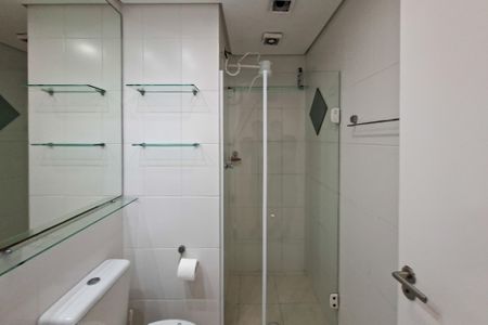 Apartamento para alugar com 72m², 2 quartos e 1 vaga Apartamento para alugar com 72m², 2 quartos e 1 vagaBanheiro da Suíte