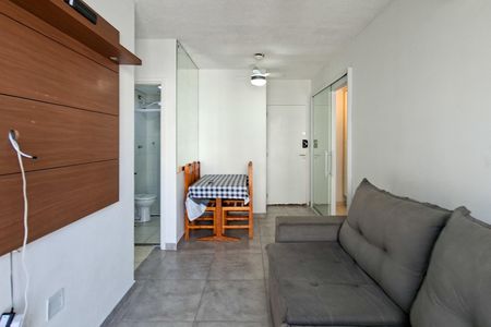 Apartamento para alugar com 72m², 2 quartos e 1 vaga Apartamento para alugar com 72m², 2 quartos e 1 vagaSala