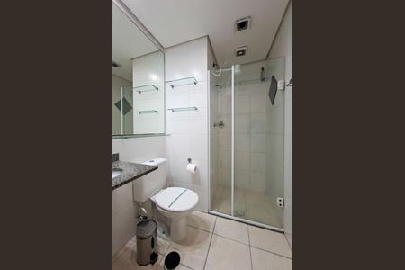 Apartamento para alugar com 72m², 2 quartos e 1 vaga Apartamento para alugar com 72m², 2 quartos e 1 vagaBanheiro da Suíte