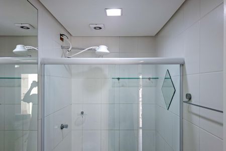 Apartamento para alugar com 72m², 2 quartos e 1 vaga Apartamento para alugar com 72m², 2 quartos e 1 vagaBanheiro