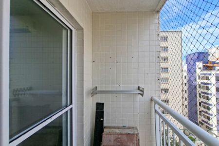 Apartamento para alugar com 72m², 2 quartos e 1 vaga Apartamento para alugar com 72m², 2 quartos e 1 vagaSacada
