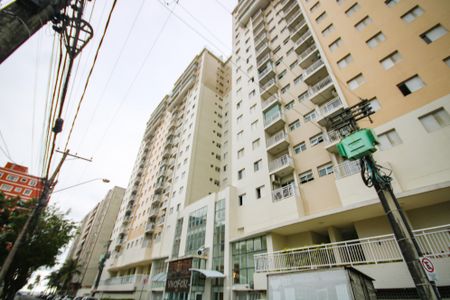 Apartamento para alugar com 72m², 2 quartos e 1 vaga Apartamento para alugar com 72m², 2 quartos e 1 vagaFachada