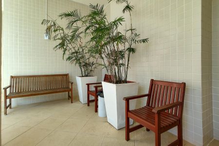 Apartamento para alugar com 72m², 2 quartos e 1 vaga Apartamento para alugar com 72m², 2 quartos e 1 vagaHall de entrada