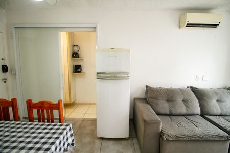 Sala de apartamento para alugar com 2 quartos, 72m² em Ocian, Praia Grande