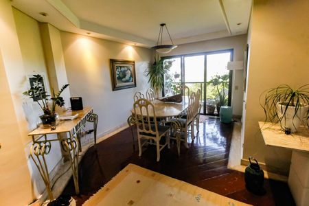 Apartamento à venda com 240m², 4 quartos e 3 vagasSala 1