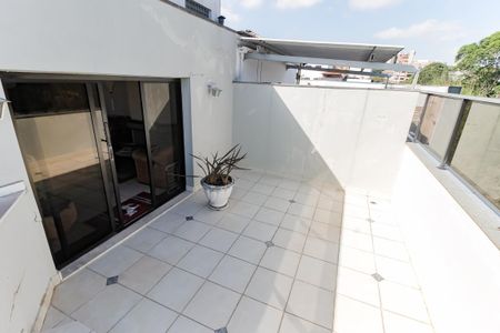 Apartamento à venda com 240m², 4 quartos e 3 vagasVaranda - Cobertura
