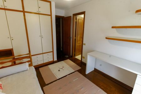 Apartamento à venda com 240m², 4 quartos e 3 vagasSuíte 2