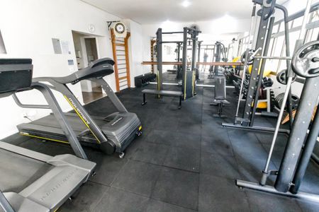 Apartamento à venda com 240m², 4 quartos e 3 vagasÁrea comum - Academia